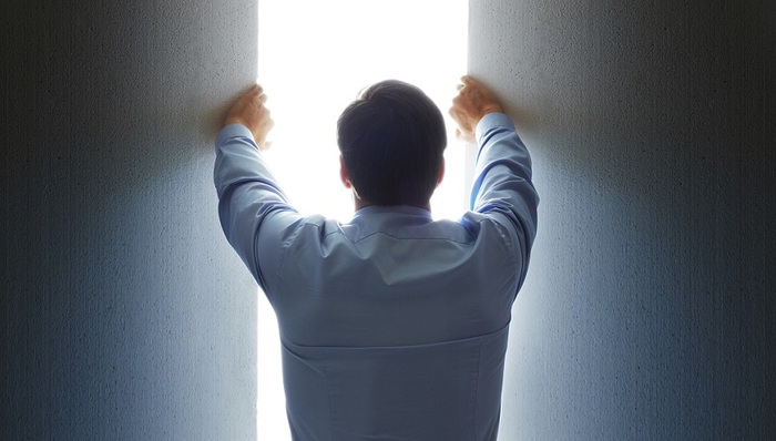 银保监会取消中资行外资持股比例限制