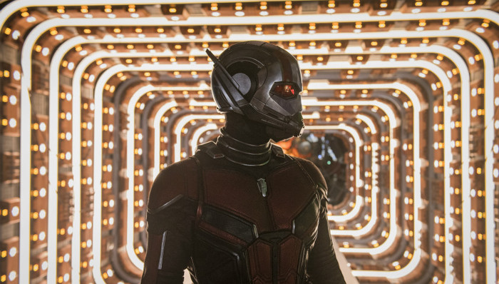 【个人意见】《蚁人2：黄蜂女现身》：别的超级英雄忙着拯救世界 你却在家里坐牢