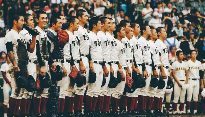 比少年 Jump 更热血的青春只能发生在甲子园！