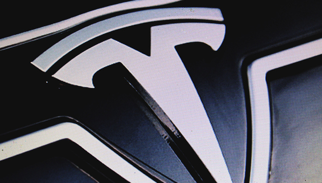 马斯克发公开信：特斯拉将放弃私有化