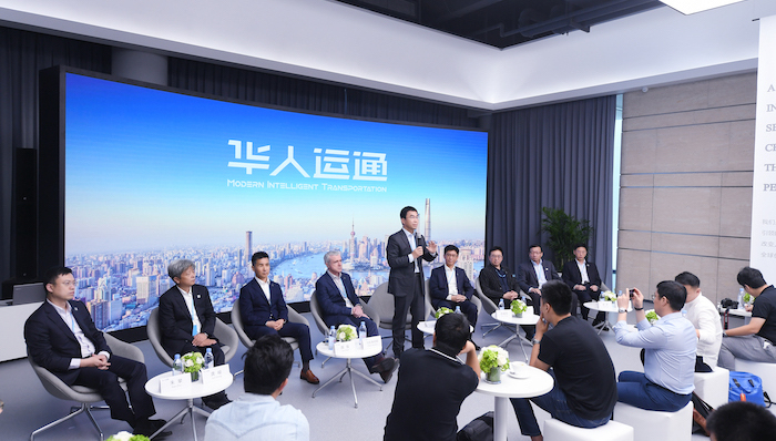 华人运通高管集结完毕  “三智”战略直指新势力造车“三宗罪”