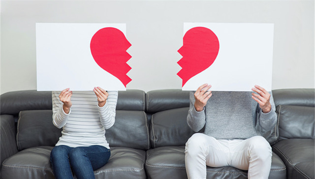 民法典草案新增离婚损害赔偿兜底条款 专家：进一步保护无过错方合法权益