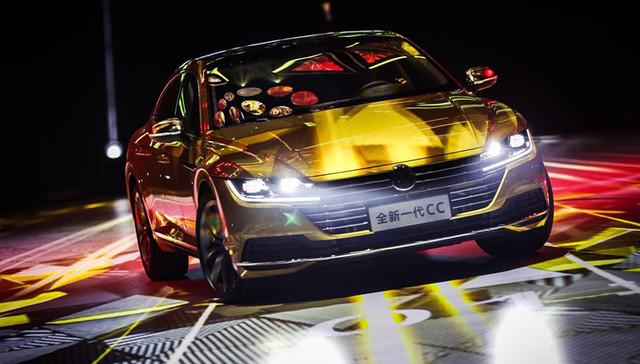 被称为“最美大众”的全新一代CC售价只比迈腾贵一点