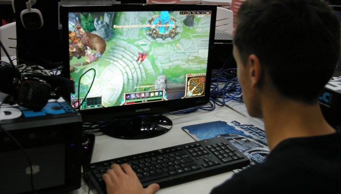 网络游戏总量控制引发投资者担忧，游戏股全线下跌