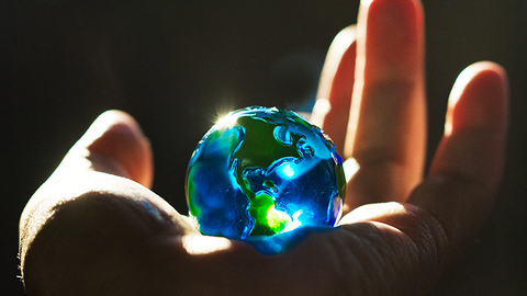 微视频|《一家亲》：跟着习近平主席看非洲