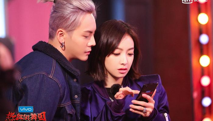 剧情式,美剧,中国有嘻哈,传播主体,小众文化,创造101,偶像练习生,自嗨,综艺节目,剧本