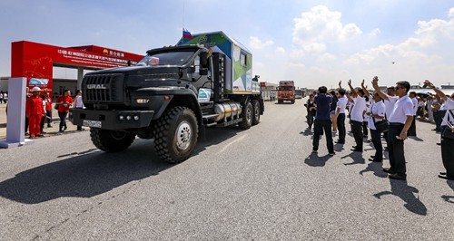 天然气发动机,丝绸之路,维达利,中俄,天然气燃料,天然气汽车,交通走廊,清洁能源,燃料汽车,竞技