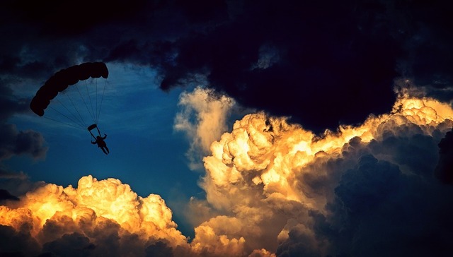 皇后镇，跳伞，蹦极，滑翔伞，滑翔翼