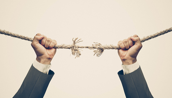 ST,大股东,股权,股东山,退市风险,价款,标的资产,盐化工,资金往来,重大资产出售协议