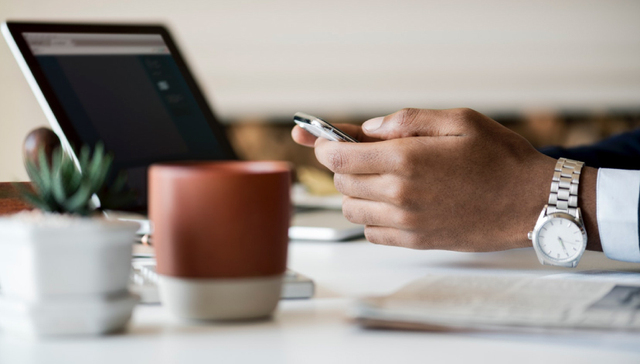 100个职场新人中只有10个戴表，而真正选对的，可能只有你1个！