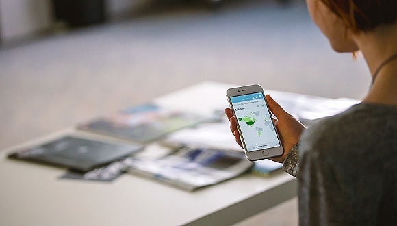 微信入口交给了同程艺龙的机票预订，捆绑搭售隐藏得更深了