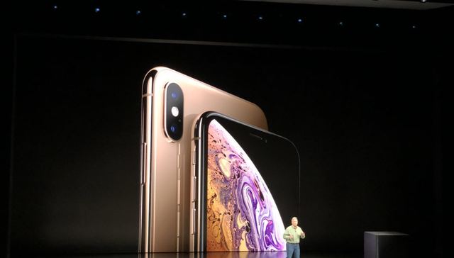 苹果今晨连发四款硬件，双卡双待iPhone终于来了