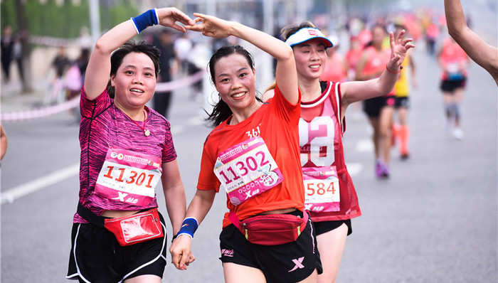 拍照1小时健身5分钟？ 数据显示中国女性比男性更爱运动