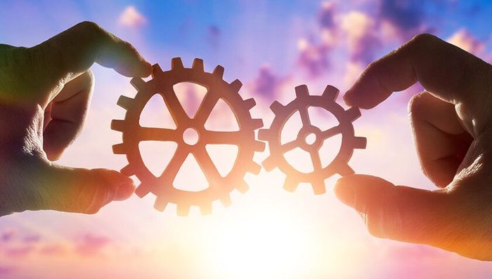 “概念之王”华丽家族联姻恒大 卖股求生难解公司危局