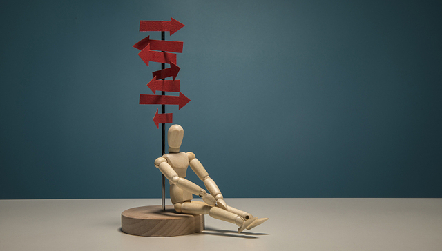 文投控股，綦建虹