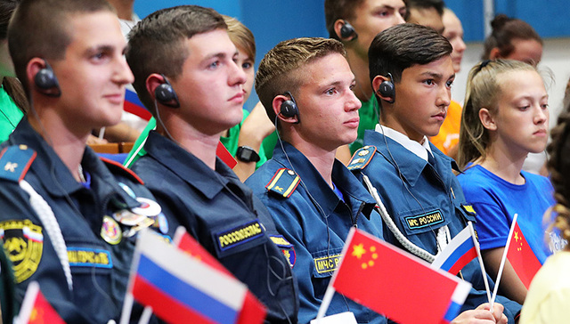 中俄,汶川,2008年,京辉,国家主席,元首,符拉迪沃斯托克,俄罗斯总统普京,V观,中小学生