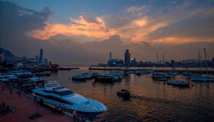 山竹,台风来临,杏花,香港天文台,海水倒灌,超强台风,天鸽,飞燕,水涝,风暴潮