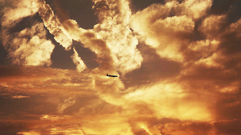 一文读懂山竹对财经领域的影响：港股明天或临时休市