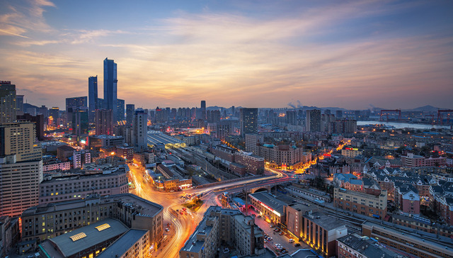 原深圳市副市长张思平：政府退一步 中国经济海阔天空