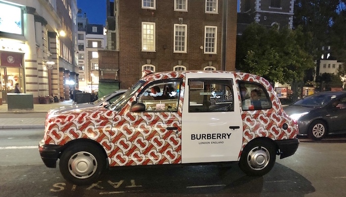 【伦敦时装周】Riccardo Tisci接手Burberry之后，用134套新装宣告他的想法