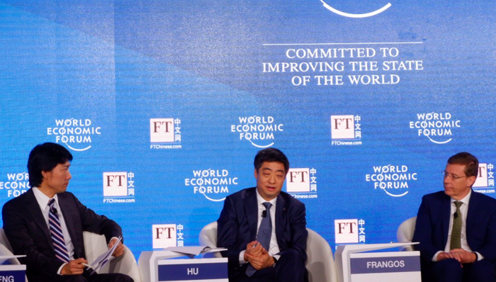 【直击达沃斯】华为轮值董事长胡厚崑：2019年中期将推出首款华为5G手机