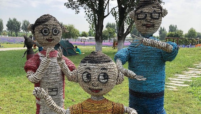 逛公园吗？有沙雕雕塑的那种