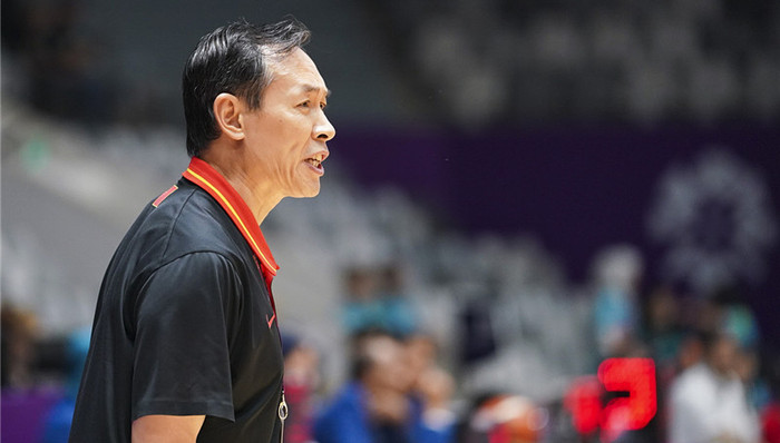 目标进入前八 许利民率中国女篮出征世界杯