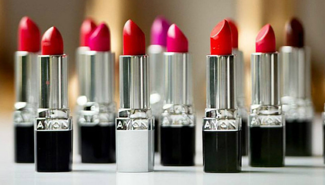 传雅芳将卖给美妆集团Natura 后者曾买过The Body Shop