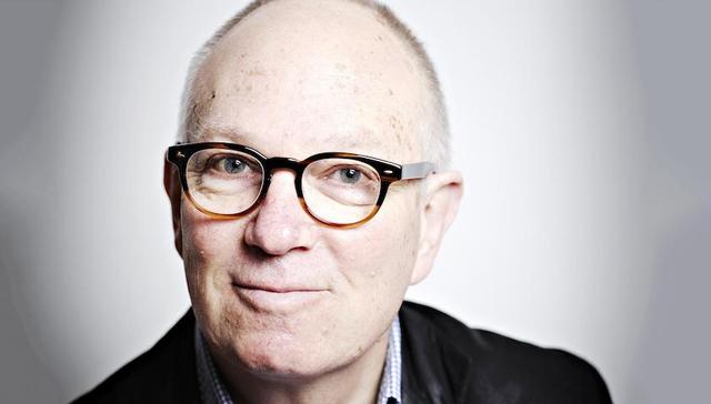 纽约书评主编因刊发涉嫌性侵作者文章卸任：新媒体对传统媒体的胜利？