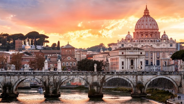 中国同梵蒂冈就有关问题签署临时性协议