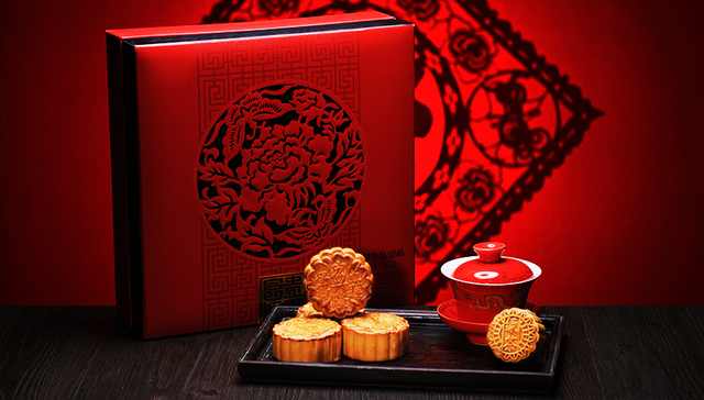 快看 | 这个“看脸”的时代 你买月饼的钱近一半都花在包装上了