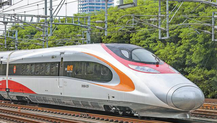 九龙站,口岸,高铁,边检站,出入境边防,一地两检,出入境证件,开通,签注,客流高峰