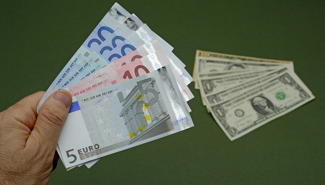 美元储备地位受挑战 欧盟宣布打造新支付体系取代SWIFT