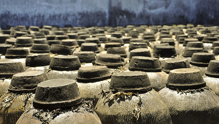 青稞酒,理财收益,理财产品,全国化,白酒企业,净利润,OG,股价,计提,减值