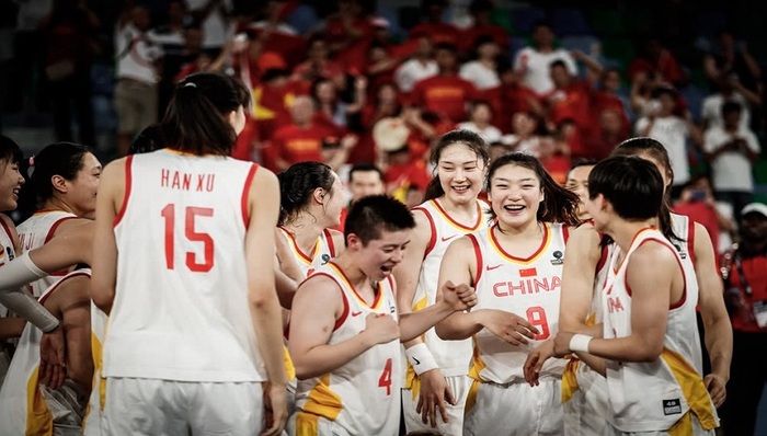 【体育早报】女篮世界杯中国复仇日本 西甲双雄皆尝联赛首败