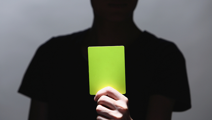 熊猫金控一地鸡毛，多只私募曾无功而返