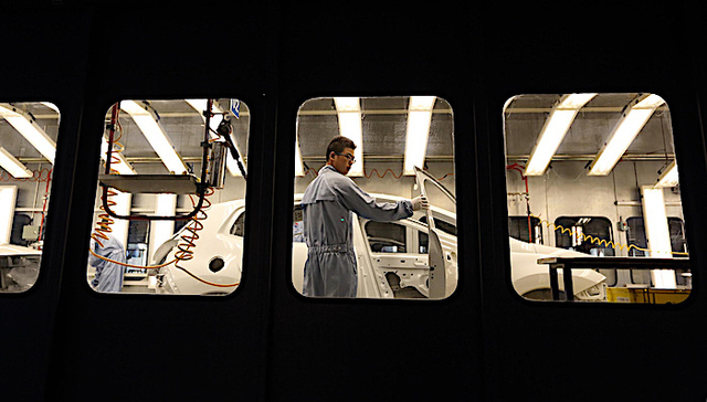 【特写】在中国 法系车用35年书写了一部小布尔乔亚消亡史