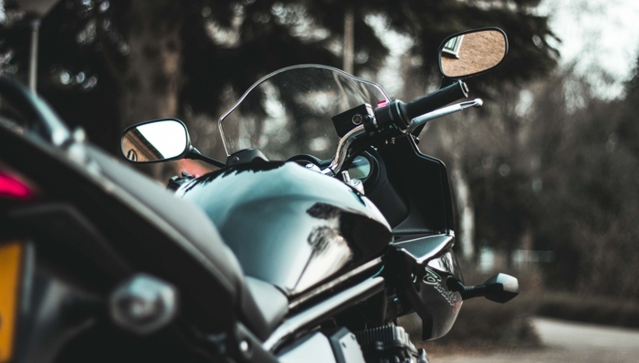 小牛,N-GT,IPO,净亏损,盈利,异类,招股书,新国标,紧急措施,主流