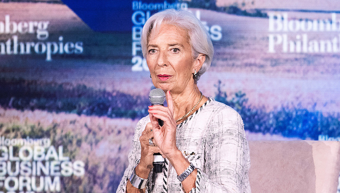 经济风险,贸易争端,经济预期,新兴市场