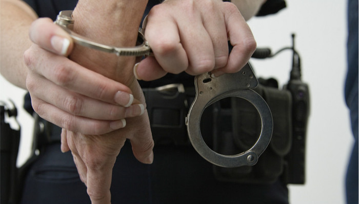 地方新闻,今日热点,海宁,打人,,深圳,血液,艾滋病,婴儿,疫苗,滴滴