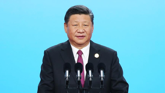 平话,改革开放,前进方向,不懈奋斗,中国特色社会主义,小康社会,当代中国,党中央,故事,同志