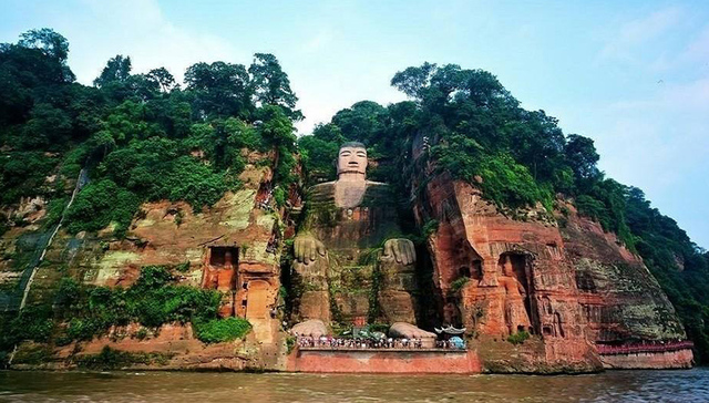 乐山大佛,胸腹部,九曲栈道,图源,开裂,大佛景区,刘宇鹏,体检,勘测,10月