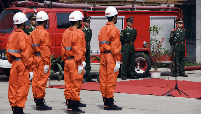 中国公安消防部队移交应急管理部 53年消防部队成历史