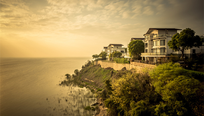 大城市房价贵？越来越多的加拿大人选择在别墅和度假屋里工作