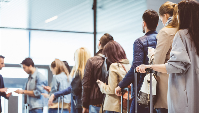 美国绿卡入籍审核更加严苛 等待期平均20个月