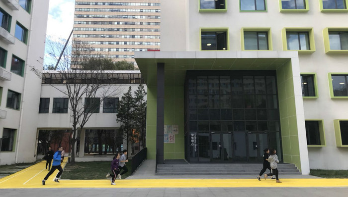 学校,苹果公司,教育产业