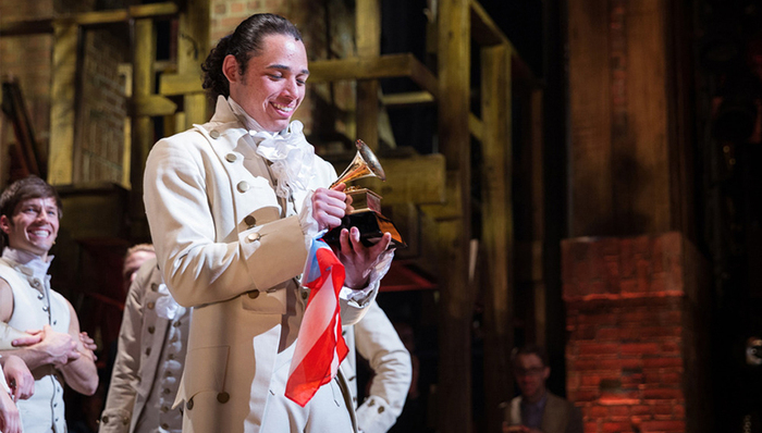 影讯 | 马修·麦康纳将主演盖·里奇新作《有钱人》 安东尼·拉莫斯有望加盟《身在高地》改编电影