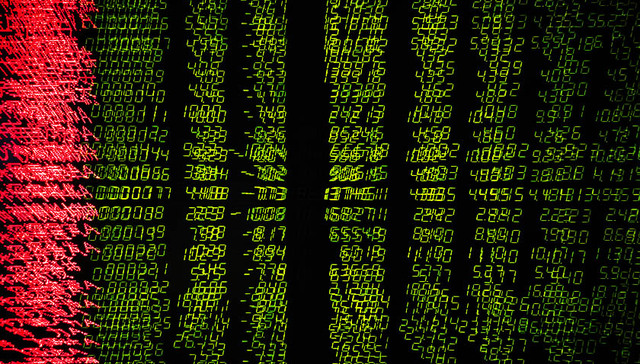 沪指放量暴跌5.2%跌穿“熔断底” A股再上演千股跌停