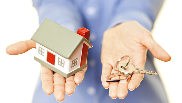 被挤出的楼市投资客 卖掉房子抄底股市