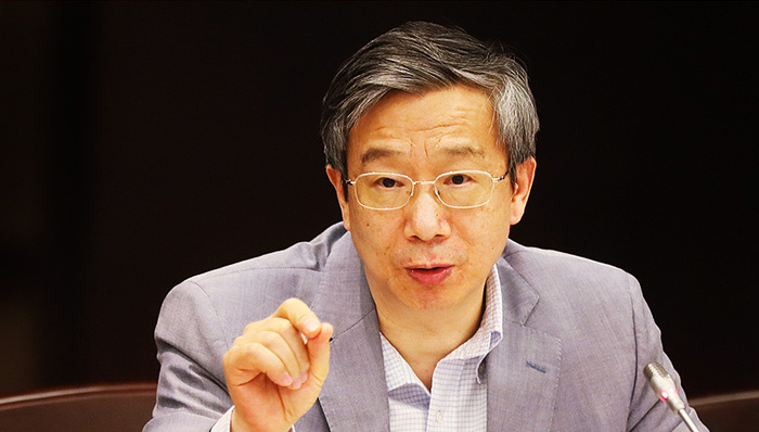 易纲：年初设定的增长目标预计可以实现